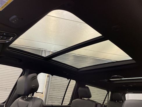 New 2026 Jeep Grand Wagoneer L Limited image 18