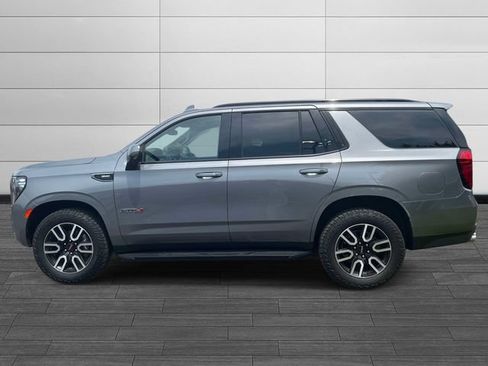 Used 2022 GMC Yukon AT4 w/ Technology Package AWD/4WD image 5