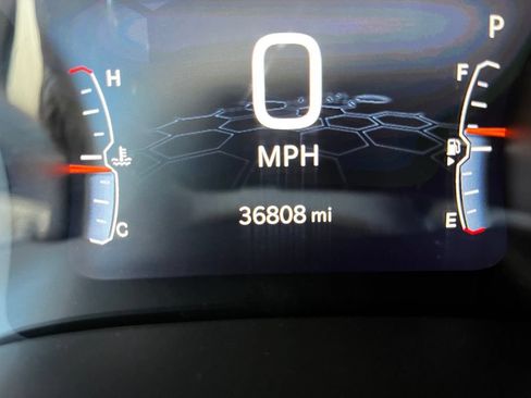 Used 2025 Jeep Compass Limited AWD/4WD image 13
