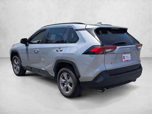 Used 2025 Toyota RAV4 XLE AWD/4WD image 7