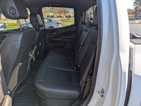 Used 2024 Chevrolet Colorado LT w/ LT Convenience Package III image 15