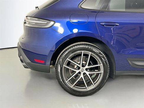 Certified 2025 Porsche Macan Turbo AWD/4WD image 13