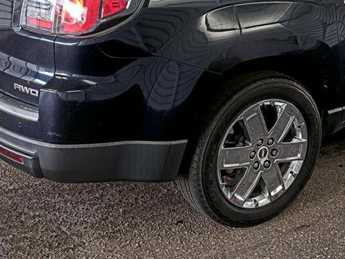 Used 2017 GMC Acadia Limited SLT AWD/4WD image 18