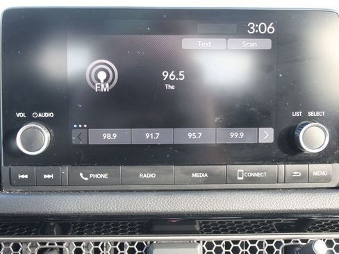 Used 2022 Honda Civic Sport image 28