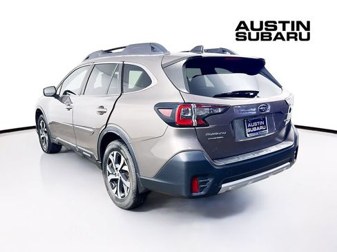 Used 2022 Subaru Outback Limited AWD/4WD image 5