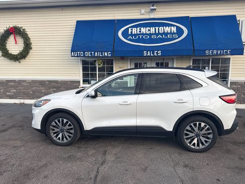 Used 2020 Ford Escape Titanium image 26