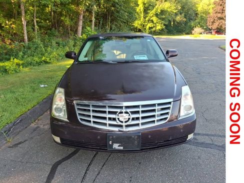 Used 2008 Cadillac DTS FWD image 3