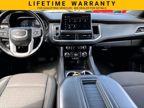 Used 2022 GMC Yukon XL SLE w/ Gmc Pro Safety Plus Package AWD/4WD image 16