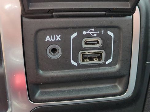 Certified 2022 Jeep Wrangler Sport S image 23