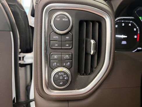 Certified 2022 GMC Sierra 1500 Denali w/ Denali Premium Package AWD/4WD image 23