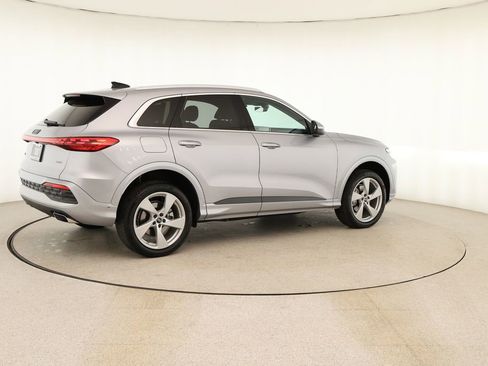 New 2025 Audi Q5 Premium Plus image 7