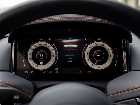 Used 2024 Aston Martin DB12 Coupe RWD image 36