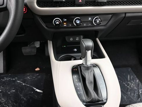 New 2026 Honda HR-V LX image 15