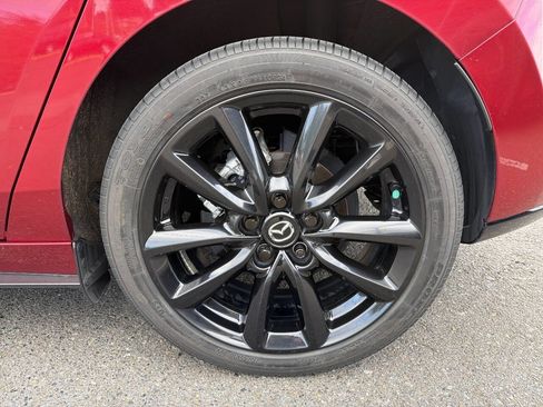 Used 2024 MAZDA MAZDA3 s FWD image 3