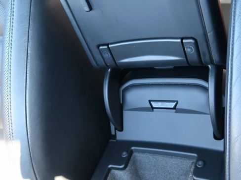 Used 2018 Porsche Macan Turbo image 31