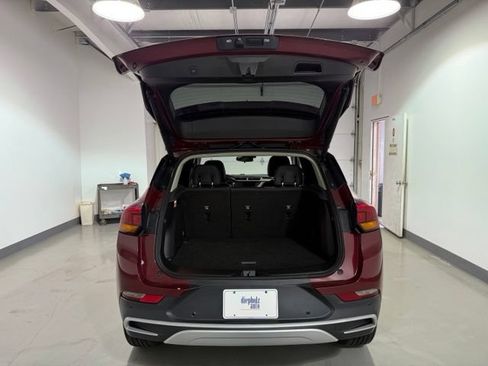 Used 2021 Buick Encore GX Select w/ Advanced Technology Package FWD image 8