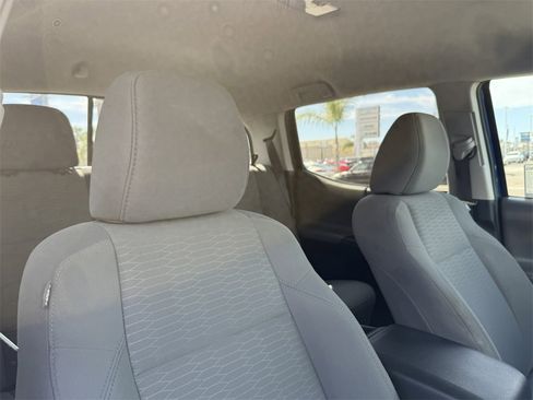 Used 2018 Toyota Tacoma SR5 image 21