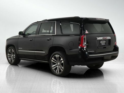Used 2017 GMC Yukon Denali image 4