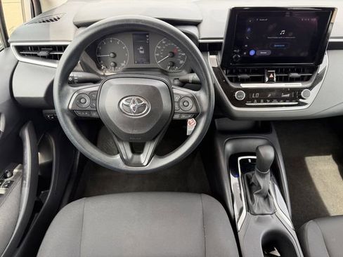 Used 2024 Toyota Corolla LE image 12
