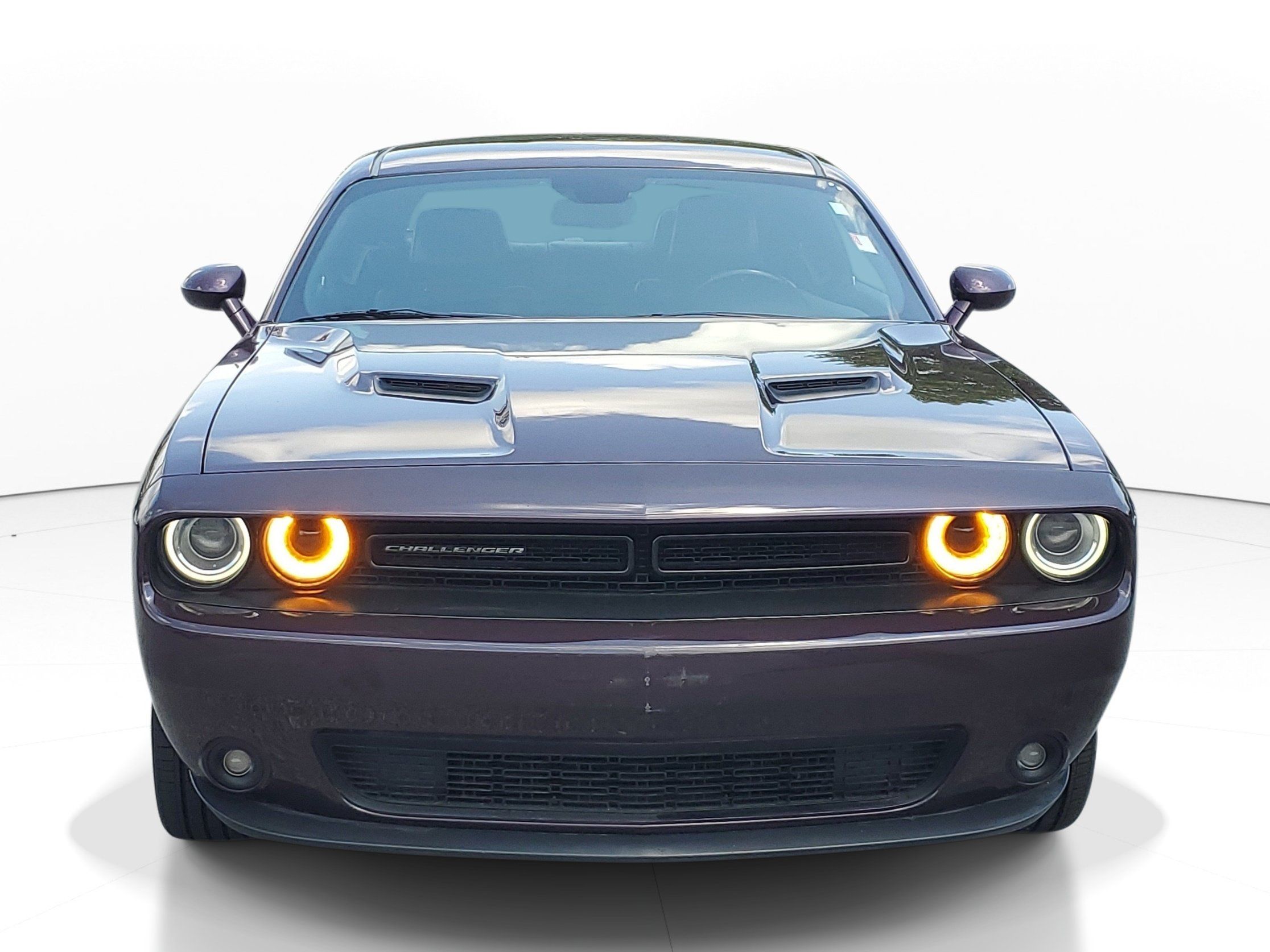Used 2021 Dodge Challenger SXT w/ Plus Package RWD image 2