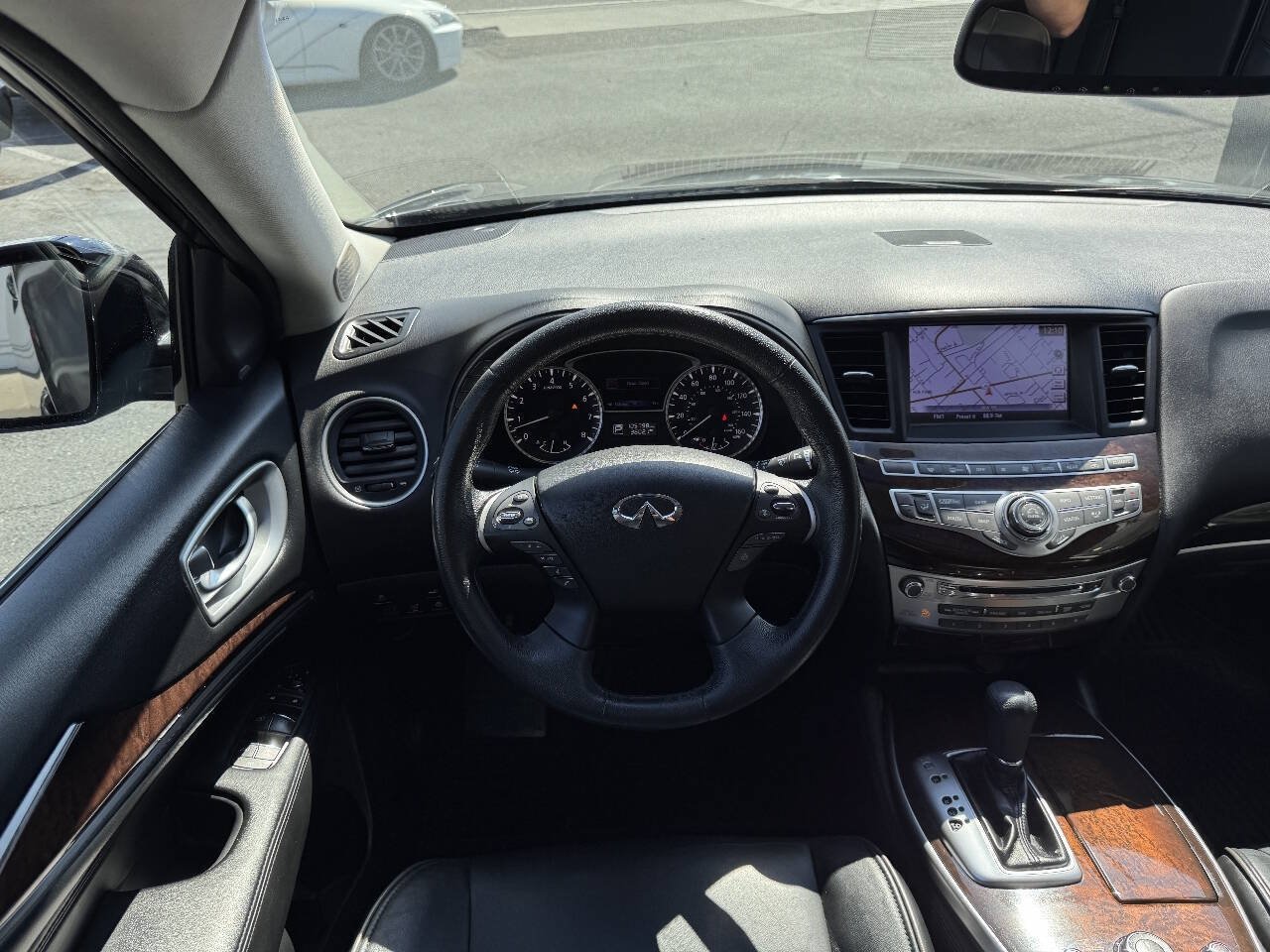Used 2013 INFINITI JX35 AWD w/ Premium Pkg image 25
