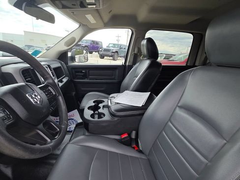 Used 2022 RAM 1500 Tradesman w/ Chrome Appearance Group AWD/4WD image 11
