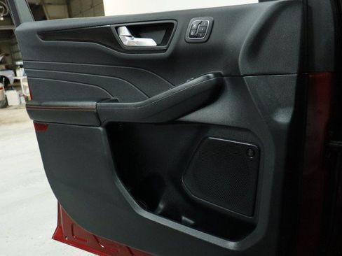 Used 2022 Ford Escape SEL w/ SEL Stealth AWD Package image 19