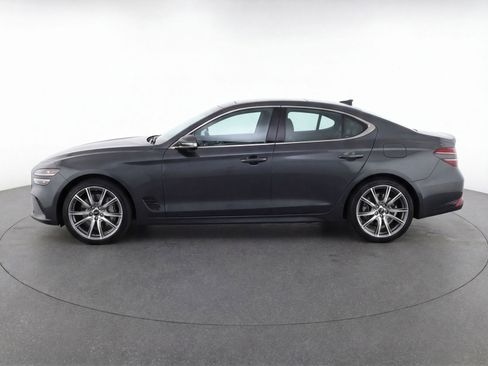 Used 2025 Genesis G70 2.5T image 5