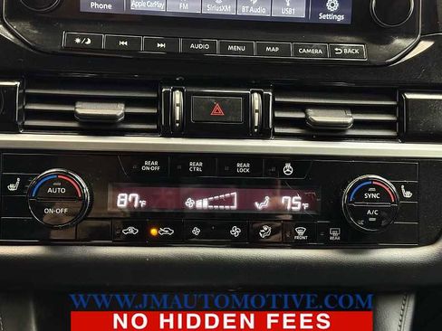 Used 2022 Nissan Pathfinder SL w/ SL Premium Package image 42