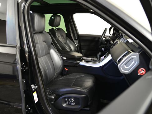 Used 2016 Land Rover Range Rover Sport HSE image 17