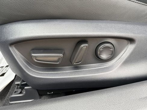 New 2026 Toyota Camry SE image 24