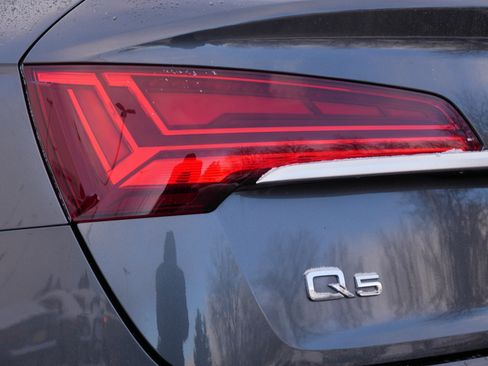 Used 2023 Audi Q5 2.0T Premium Plus image 17