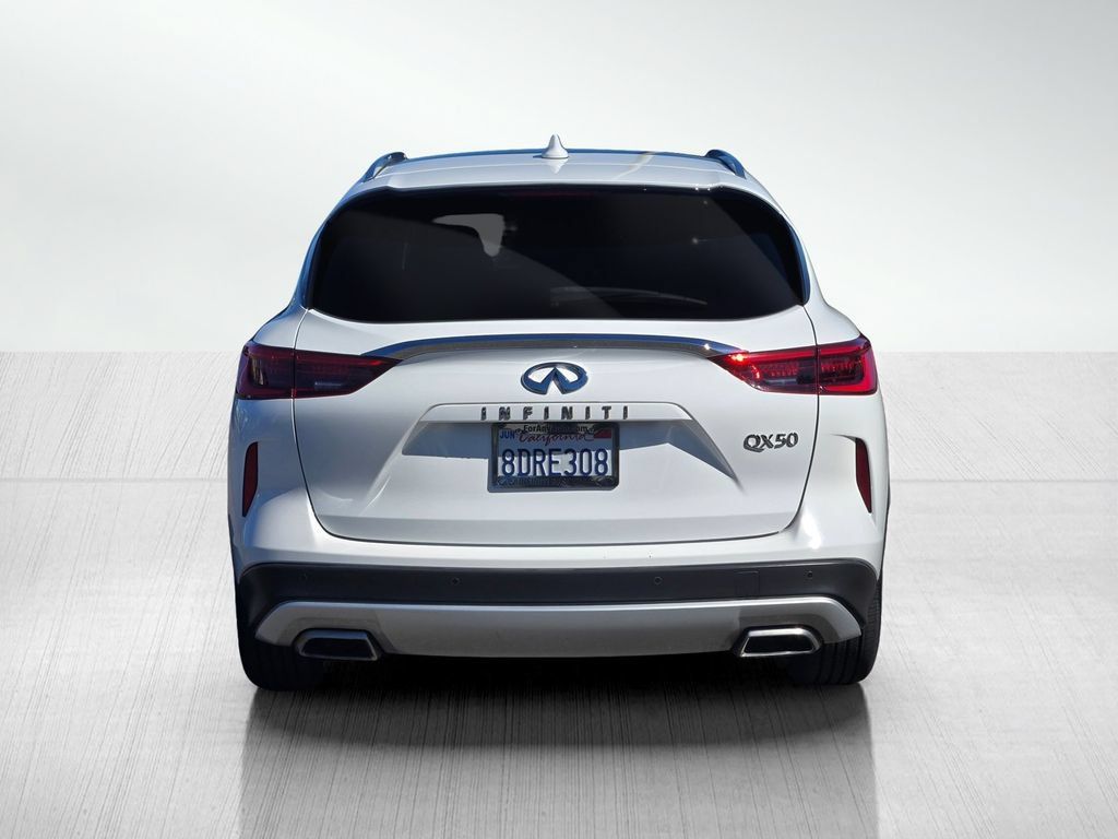 Used 2019 INFINITI QX50 Essential w/ Proactive Package FWD image 5