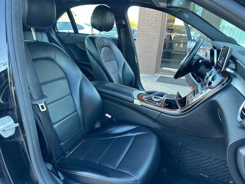 Used 2018 Mercedes-Benz C 300 Sedan image 13