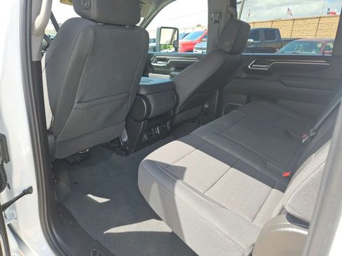 Used 2026 Chevrolet Silverado 2500 LT AWD/4WD image 11