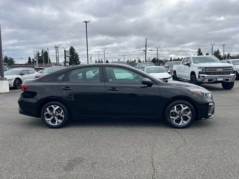 Certified 2021 Kia Forte LXS image 6