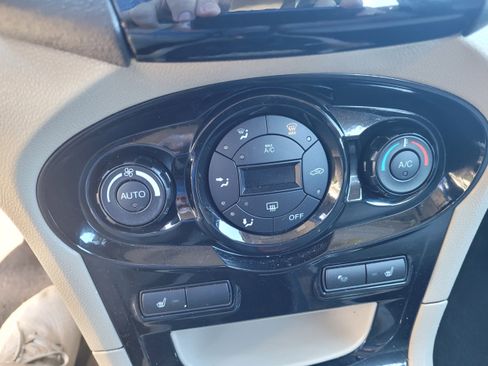 Used 2014 Ford Fiesta Titanium w/ Exterior Protection Package image 15