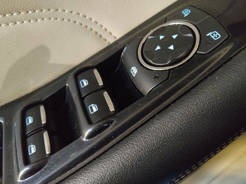 Used 2019 Ford Edge Titanium w/ Equipment Group 301A FWD image 27
