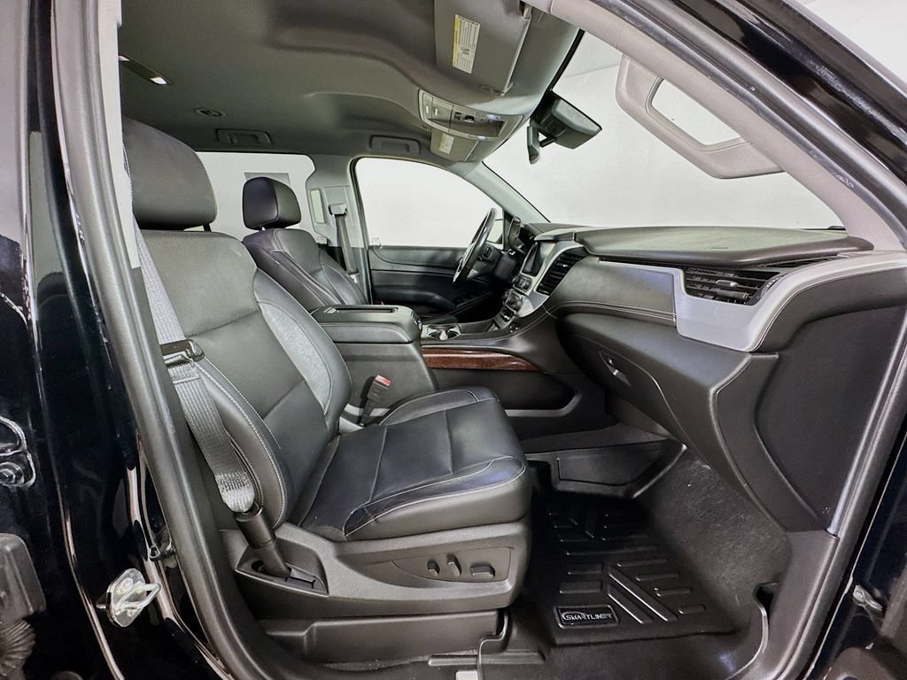 Used 2020 GMC Yukon XL SLT RWD image 30