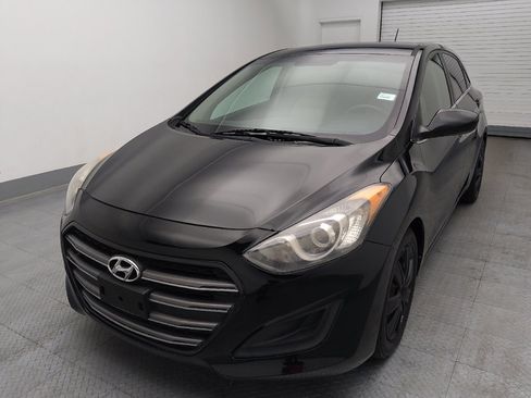 Used 2016 Hyundai Elantra GT FWD image 15