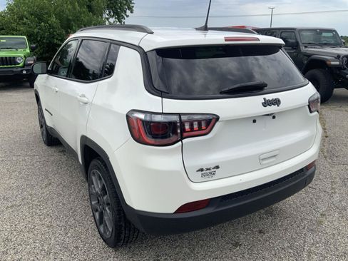 Used 2021 Jeep Compass Latitude AWD/4WD image 6