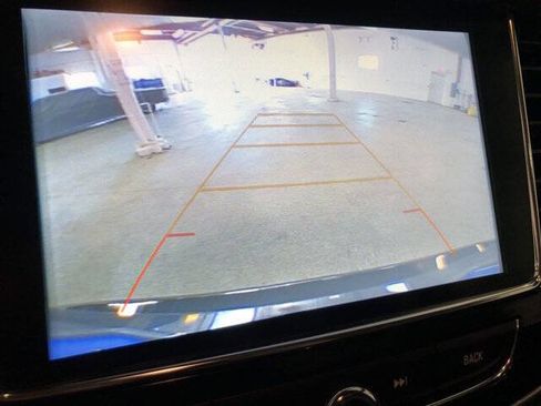 Used 2020 Buick Encore Preferred w/ Safety Package image 16