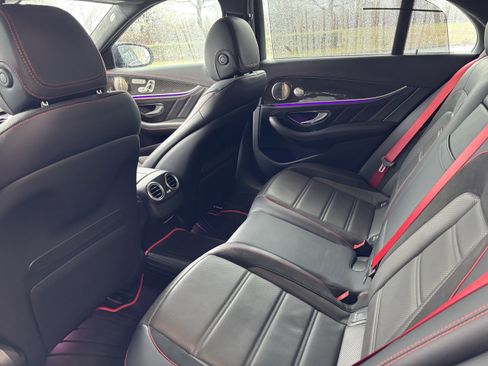 Used 2022 Mercedes-Benz E 53 AMG 4MATIC Sedan image 32