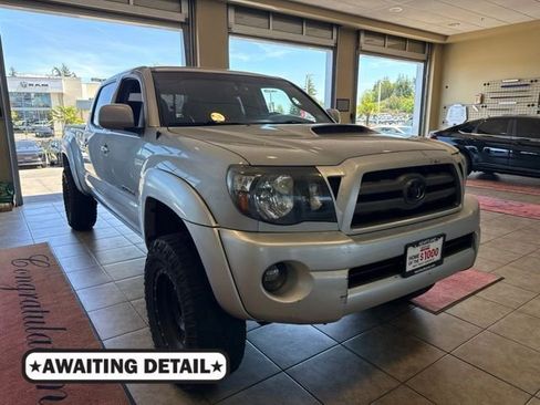 Used 2010 Toyota Tacoma 4x4 Double Cab image 1