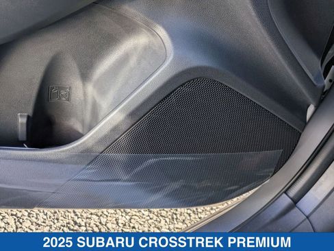 Certified 2025 Subaru Crosstrek 2.0i Premium image 20