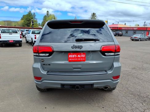 Used 2021 Jeep Grand Cherokee Altitude AWD/4WD image 5