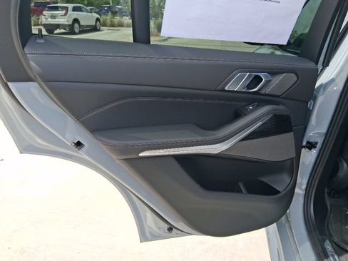 New 2026 BMW X5 sDrive40i w/ M Sport Package RWD image 15
