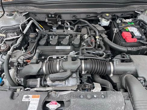 Used 2019 Honda Accord LX image 3