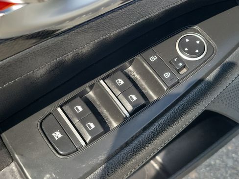 Used 2023 Kia Forte GT-Line w/ GT-Line Premium Package FWD image 20