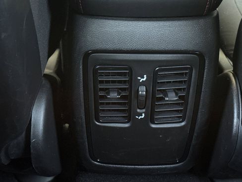 Used 2025 Dodge Durango GT AWD/4WD image 43